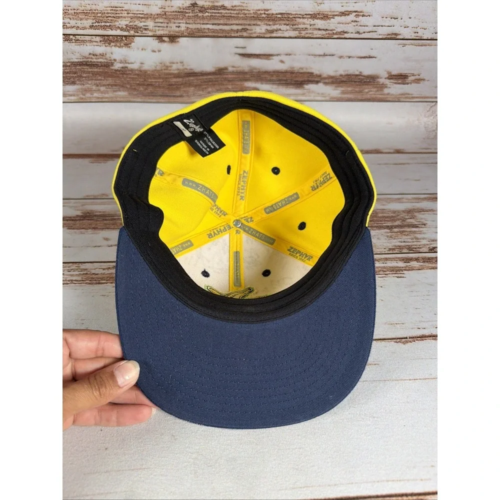 Savannah Bananas Signed Hat Yellow M Team Logo Used